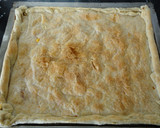 Foto del paso 4 de la receta: Hojaldre de natillas y chocolate