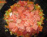 Foto del paso 1 de la receta Pudin de salmón con mahonesa de calabacín
