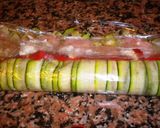 Foto del paso 3 de la receta: Rollo de calabacín y pollo