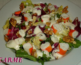 Foto del paso 4 de la receta: Ensalada con palitos de mar y salsa de yogur al jengibre