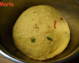 Foto del paso 4 de la receta: Pan de molde con leche y pimientos