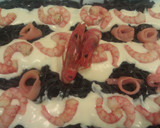Foto del paso 3 de la receta: Espaguetis negros con gambas y salmón