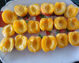 Foto del paso 1 de la receta: Coca menorquina de albaricoques