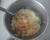 Foto del paso 4 de la receta: Bolitas de arroz y gambas