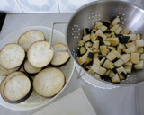 Foto del paso 1 de la receta: Macarrones alla Norma con manchego