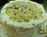 Foto del paso 9 de la receta: Tarta de crema pastelera, nata y almendras