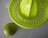 Foto del paso 1 de la receta: Mejillones al vapor con zumo de lima