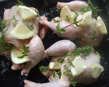 Foto del paso 2 de la receta: Picantones a las hierbas frescas y al limón