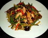 Foto del paso 5 de la receta: Salteado de pollo y verduras con champiñones