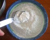 Foto del paso 2 de la receta: Bica gallega de vainilla con baño de chocolate, coñac y almendras