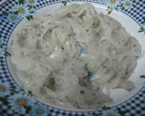 Foto del paso 1 de la receta: Tortilla de chanquetes con ajo y perejil