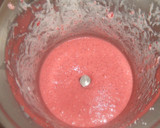 Foto del paso 1 de la receta: Helado rápido de fresas y arándanos rojos