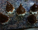 Foto del paso 2 de la receta: Conos de merengues con dulce de leche
