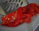 Foto del paso 2 de la receta: Patatas fritas con pimiento rojo asado y huevos fritos con salsa de ajitomate
