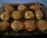 Foto del paso 4 de la receta: Patatas asadas con puerros y mayonesa a los 4 quesos, gratinadas