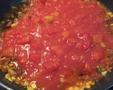 Foto del paso 3 de la receta: Macarrones con salsa de tomate y chorizo picante 