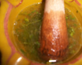 Foto del paso 2 de la receta: Cazuela de colas de rape con gambas en salsa verde