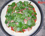 Foto del paso 6 de la receta: Pizza con canónigos