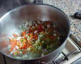 Foto del paso 2 de la receta: Guiso de lentejas con arroz blanco