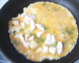 Foto del paso 2 de la receta: Tortilla de queso de cabra al perejil