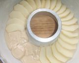 Foto del paso 4 de la receta: Torta savarín de manzana y nueces