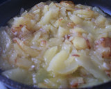 Foto del paso 2 de la receta: Patatas a lo pobre con chistorra y huevos fritos
