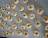 Foto del paso 3 de la receta: Rosquillas de queso / rosquillas fritas