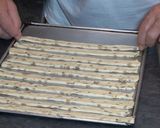 Foto del paso 7 de la receta: Grisines (palitos de pipas de girasol)