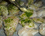 Foto del paso 1 de la receta: Pollo en salsa verde con papas y batatas