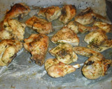 Foto del paso 2 de la receta: Pollo en salsa verde con papas y batatas