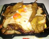Foto del paso 2 de la receta: Patatas con pimientos italianos y huevos al horno