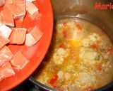 Foto del paso 5 de la receta: Sopa de coliflor con bulgur y salmón