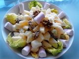 Ensalada de manzana navideña mexicana sin gluten