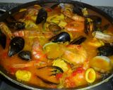 A picture of step 4 of Mixed Chicken and Seafood Paella.