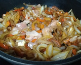 Foto del paso 3 de la receta: Fajitas de pechuga de pollo al estilo de la iaia
