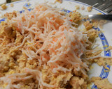 Foto del paso 3 de la receta: Huevos rellenos de surimi con bonito y salsa rosa