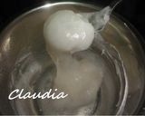 Foto del paso 2 de la receta: Bollos sin gluten con almidón de mandioca