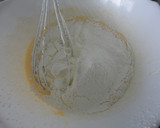 Foto del paso 2 de la receta: Pastelitos de yogur y queso