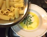 Foto del paso 4 de la receta: Rigatoni con salsa de queso
