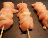 Foto del paso 6 de la receta: Brocheta de pollo y piña con curry