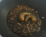 Foto del paso 4 de la receta: Cucharilla de langostinos picantes con mango