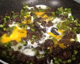 Foto del paso 14 de la receta: Revuelto de morcilla de cebolla de Ontinyent con espárragos verdes