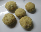 Foto del paso 4 de la receta: Bolitas de pan rellenas de jamón y queso