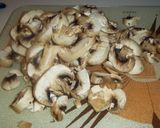 Foto del paso 3 de la receta: Champiñones salteados con espinacas