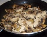 Foto del paso 8 de la receta: Champiñones salteados con espinacas