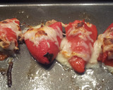 Foto del paso 4 de la receta: Pimientos del piquillo gratinados y rellenos de atún