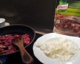 Foto del paso 1 de la receta: Ternera rápida con cebolla