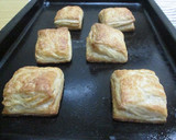 Foto del paso 4 de la receta: Libritos de hojaldre azucarados con dulce de leche