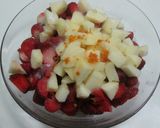 Foto del paso 6 de la receta: Fresas y manzanas con cítricos