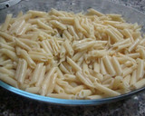 Foto del paso 7 de la receta: Macarrones con albondiguitas en salsa de tomate y pimiento